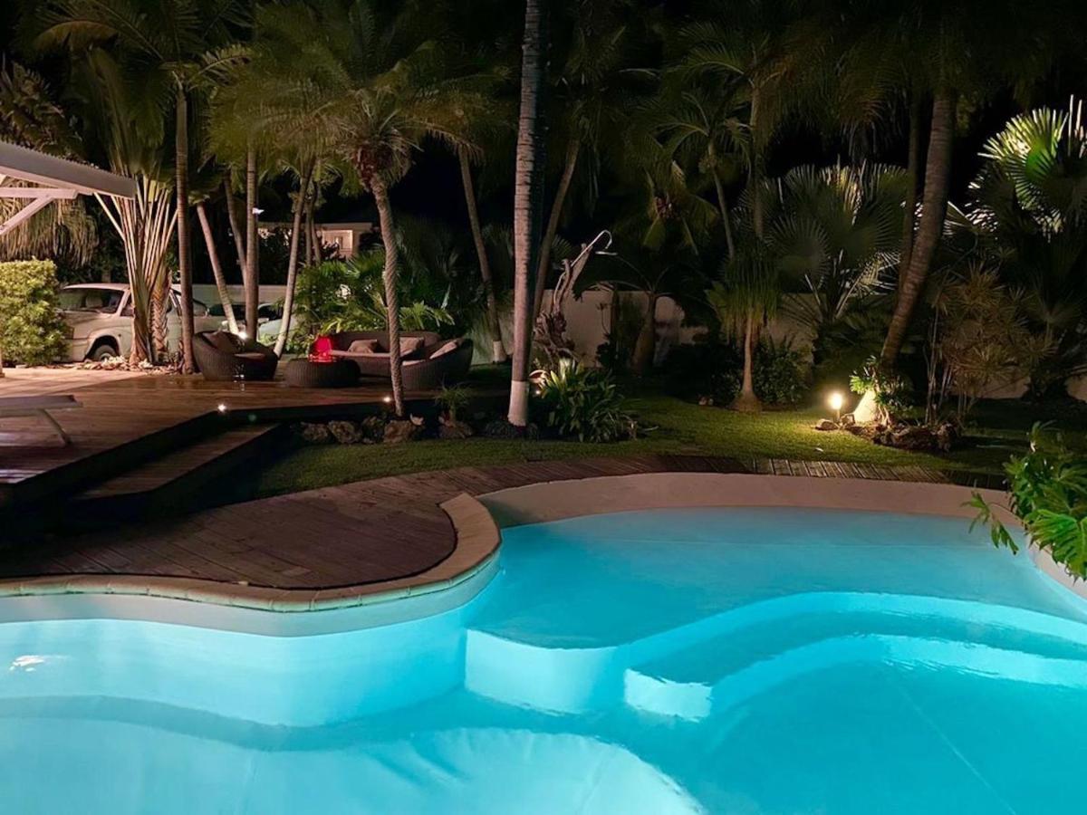 Villa Iguanou Et Piscine En Bord De Mer Proche Plages Marina Et Golf Сен-Франсуа Экстерьер фото
