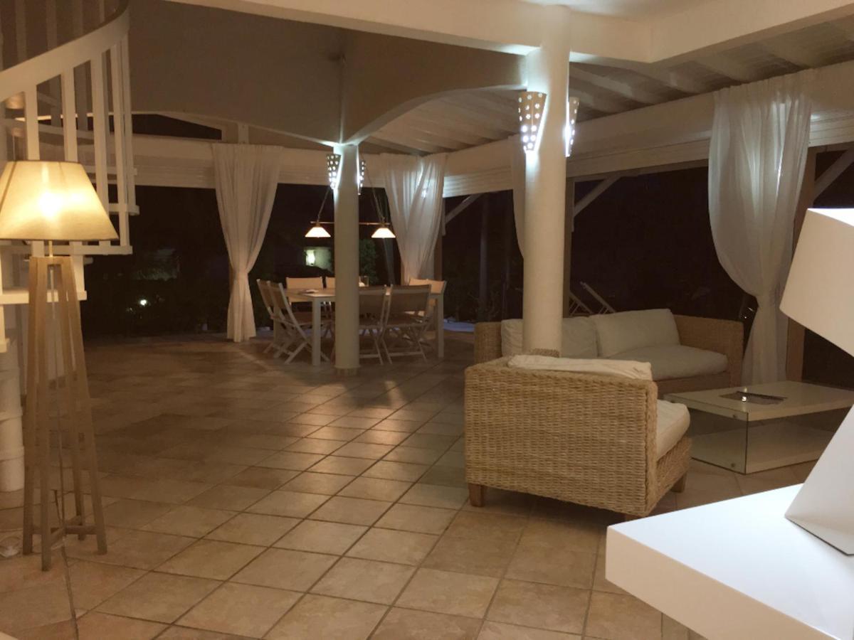 Villa Iguanou Et Piscine En Bord De Mer Proche Plages Marina Et Golf Сен-Франсуа Экстерьер фото