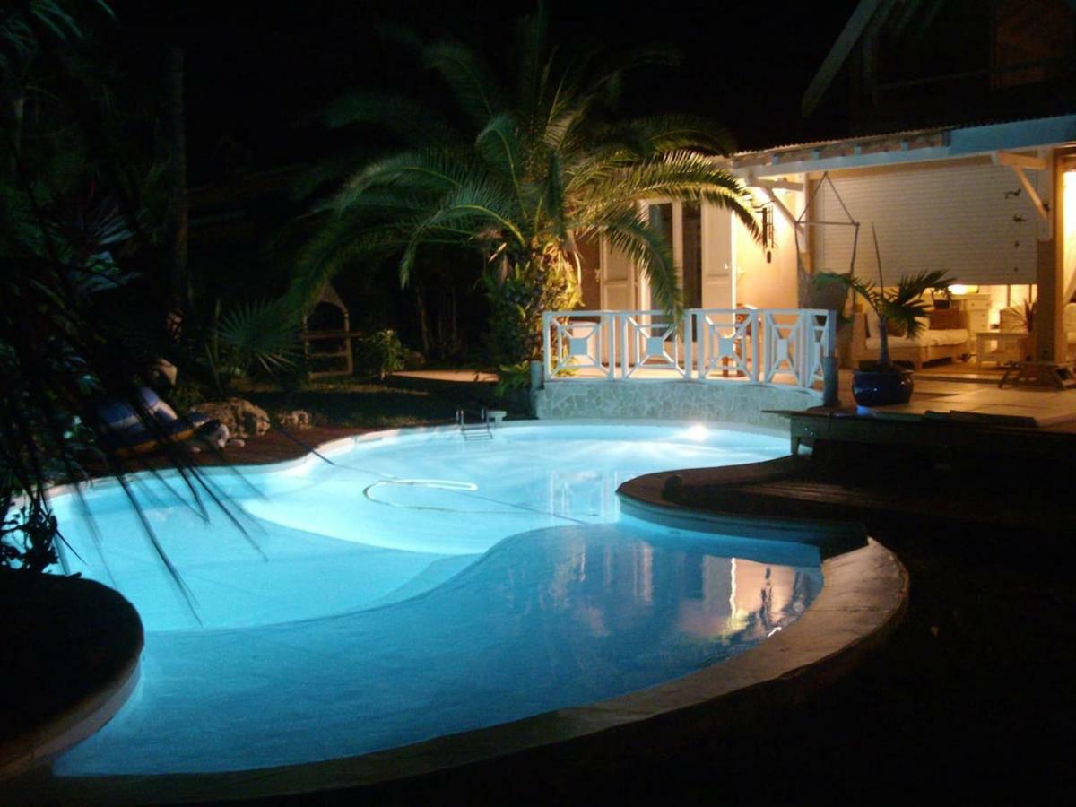 Villa Iguanou Et Piscine En Bord De Mer Proche Plages Marina Et Golf Сен-Франсуа Экстерьер фото